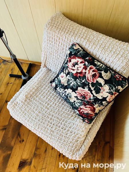 Двухместная с двуспальной кроватью. Гостевой дом "Selena". Анапа