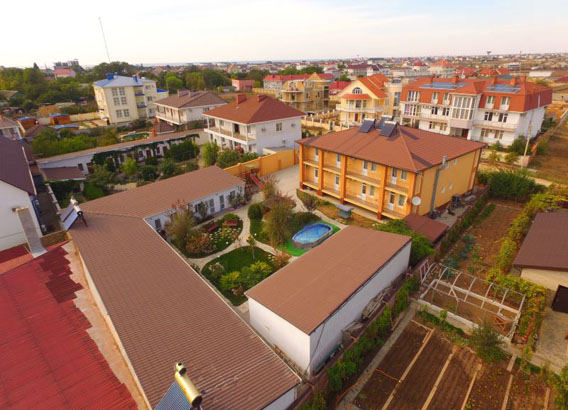 . Гостевой дом «Риф». Заозерное