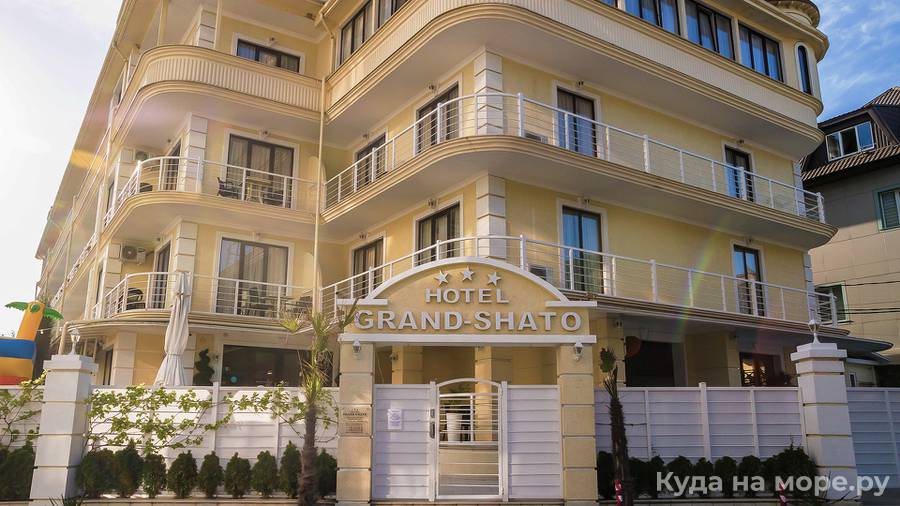 . Отель "GRAND-SHATO" в Ольгинке       . Ольгинка