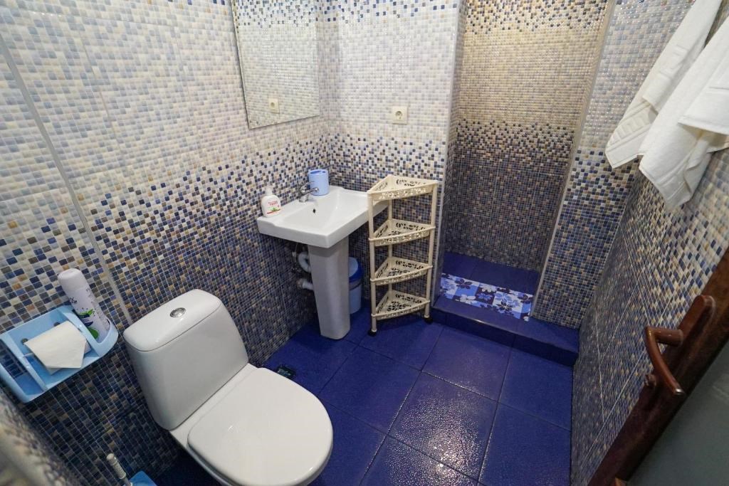 3х - местный номер. Апарт-отель «Близнецы». Адлер