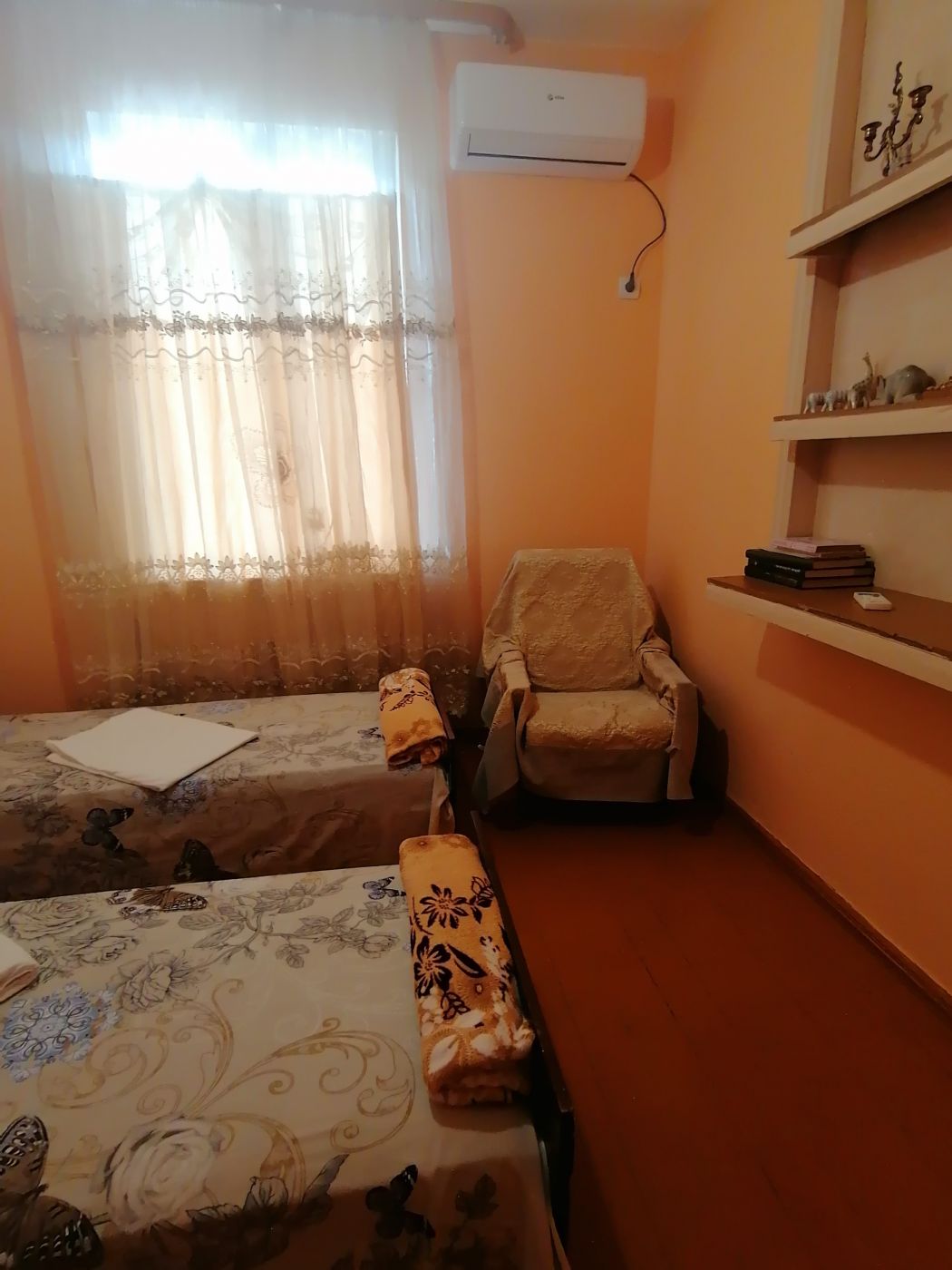 . Частный сектор Лавровый лист. Новый Афон