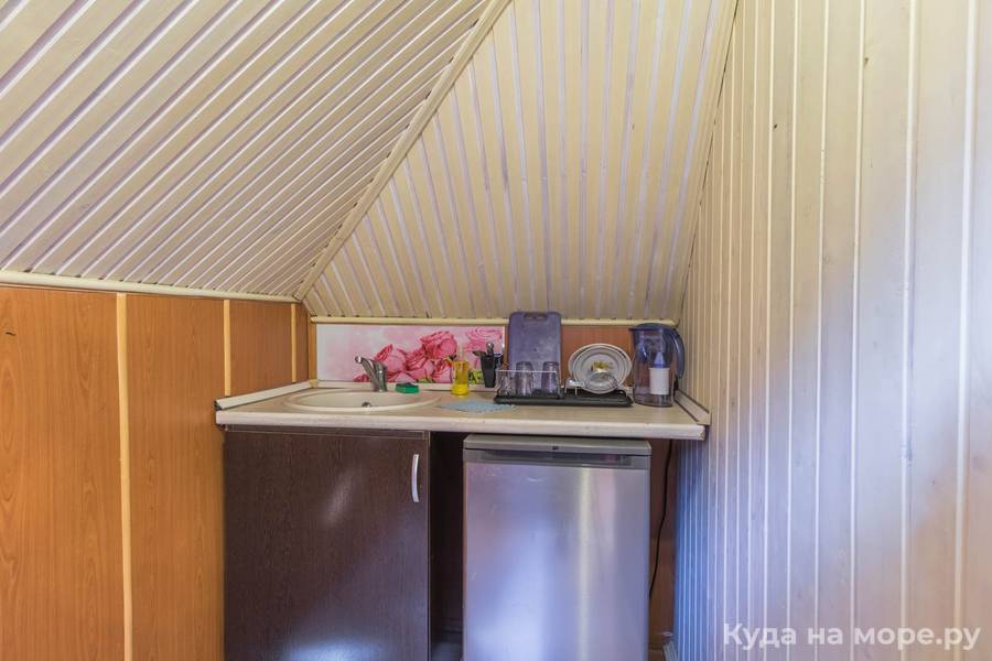 № 33 Полулюкс мансардный 3-х местный. Гостевой дом «Фламинго». Архипо-Осиповка № 33 Полулюкс мансардный 3-х местный. Гостевой дом «Фламинго». Архипо-Осиповка