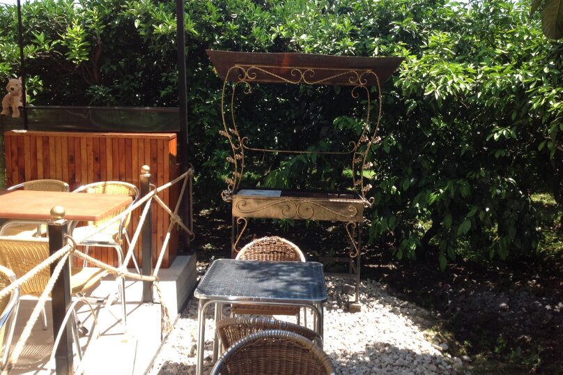 . Гостевой дом "Аист". Новый Афон