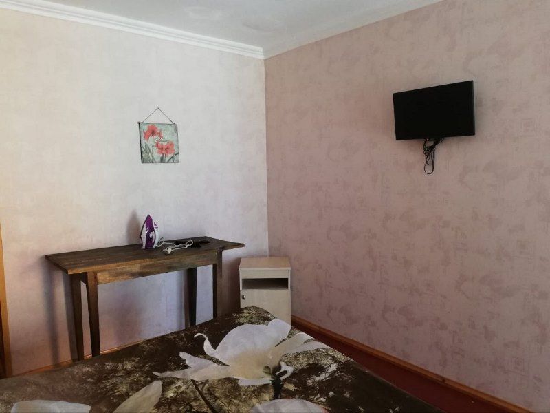 . Гостиница "Эко-дом" . Пицунда