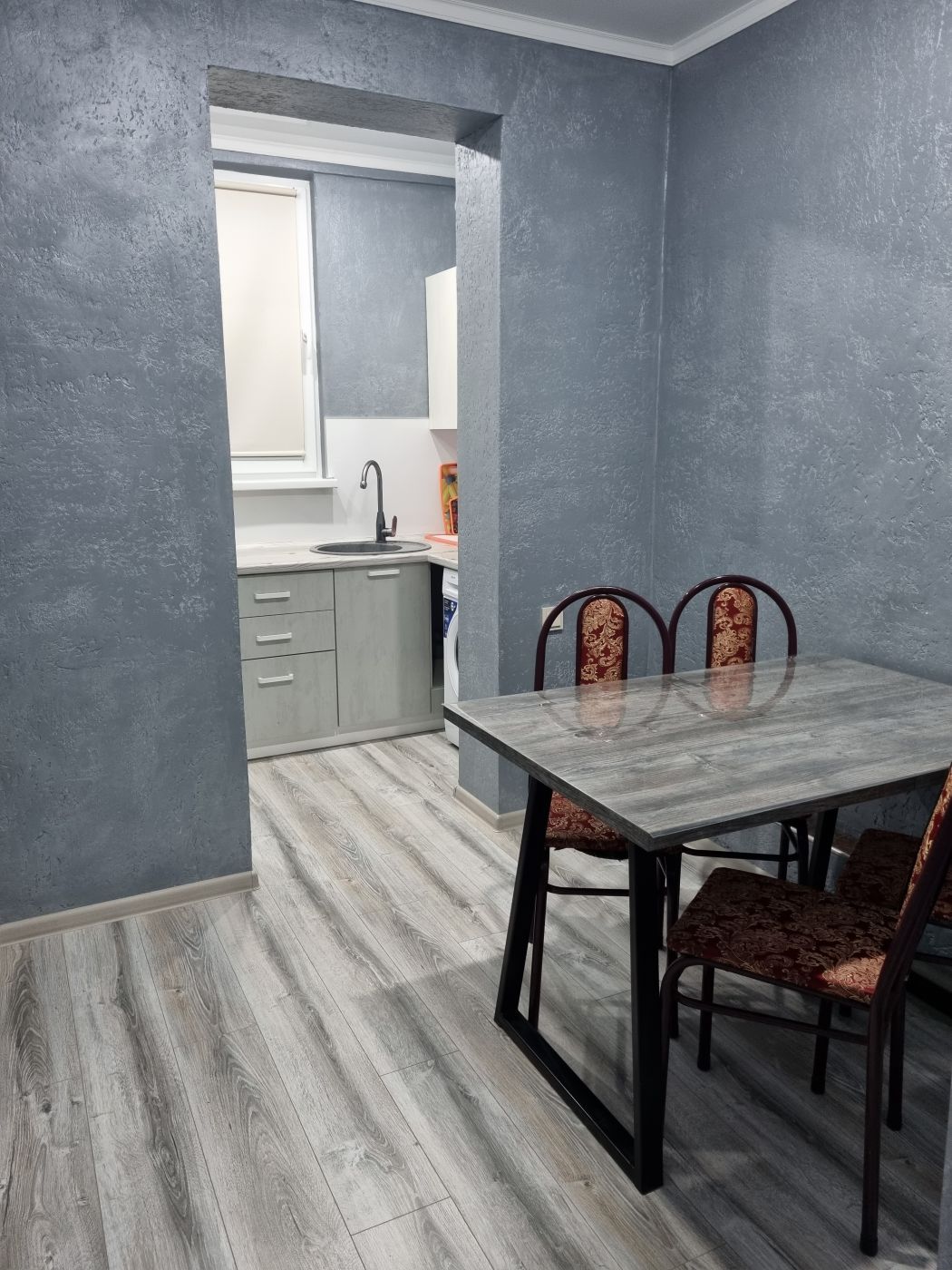 . Квартира в многоквартирном доме Агрба 35 кв 84. Квартиры в Пицунде