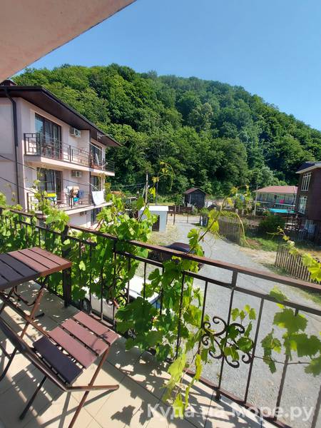 Пятиместный двухкомнатный люкс. Гостевой дом "Нур". Ольгинка Пятиместный двухкомнатный люкс. Гостевой дом "Нур". Ольгинка