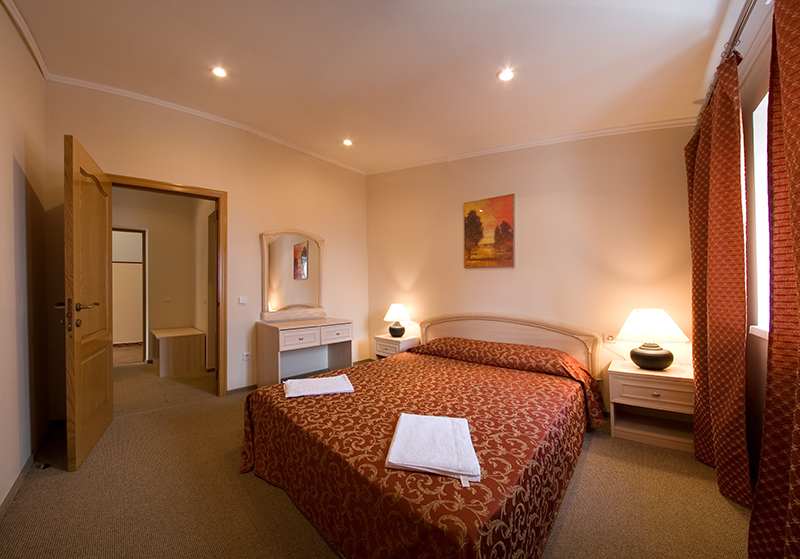 . Гостевой дом "Кедр-Запад". Алупка