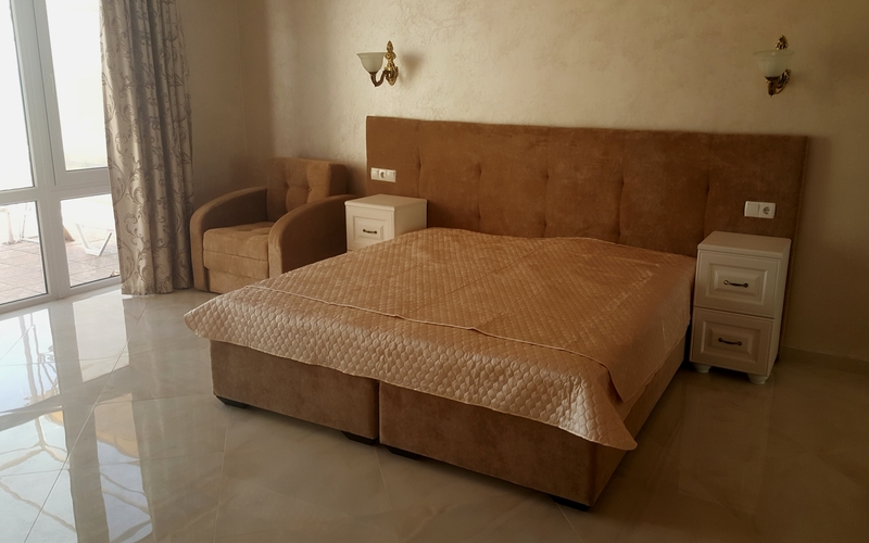 Апартаменты 1 этаж. Эллинг «Приморец». Приморский