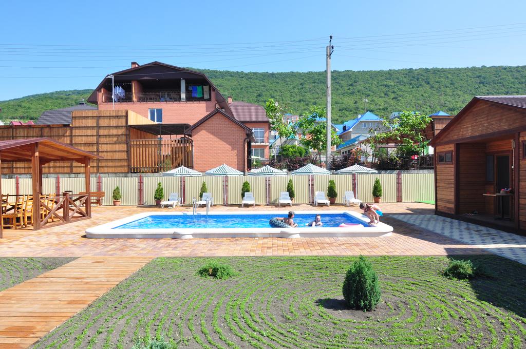 . Гостевой дом "Хуторок" - Сукко. Сукко