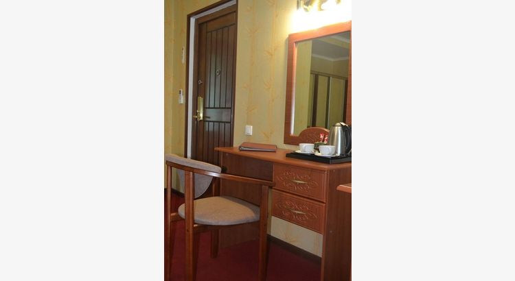 Полулюкс. Отель Астория. Туапсе