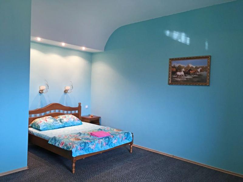 Гостевая на трех человек. Гостевой дом " Китей ". Керчь