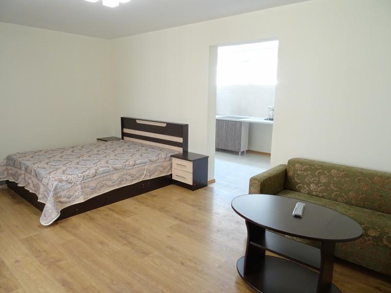 Апартаменты 2 комн с кухней. Гостевой дом "Седьмое небо". Сухум