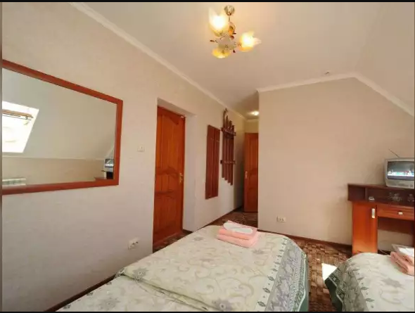 Мансарда двухместная кровать полуторка. Отель «Альпина». Эльбрус - гостиницы