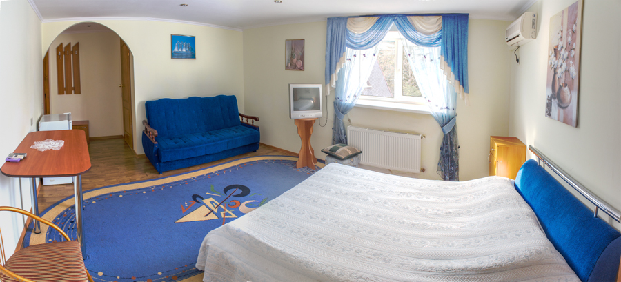 Номер №12 ( 2 + 1 чел. ). Семейная гостиница "Людмила". Алушта Номер №12 ( 2 + 1 чел. ). Семейная гостиница "Людмила". Алушта