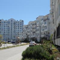 . Однокомнатная квартира с видом на море ул. Челнокова 12 . Севастополь