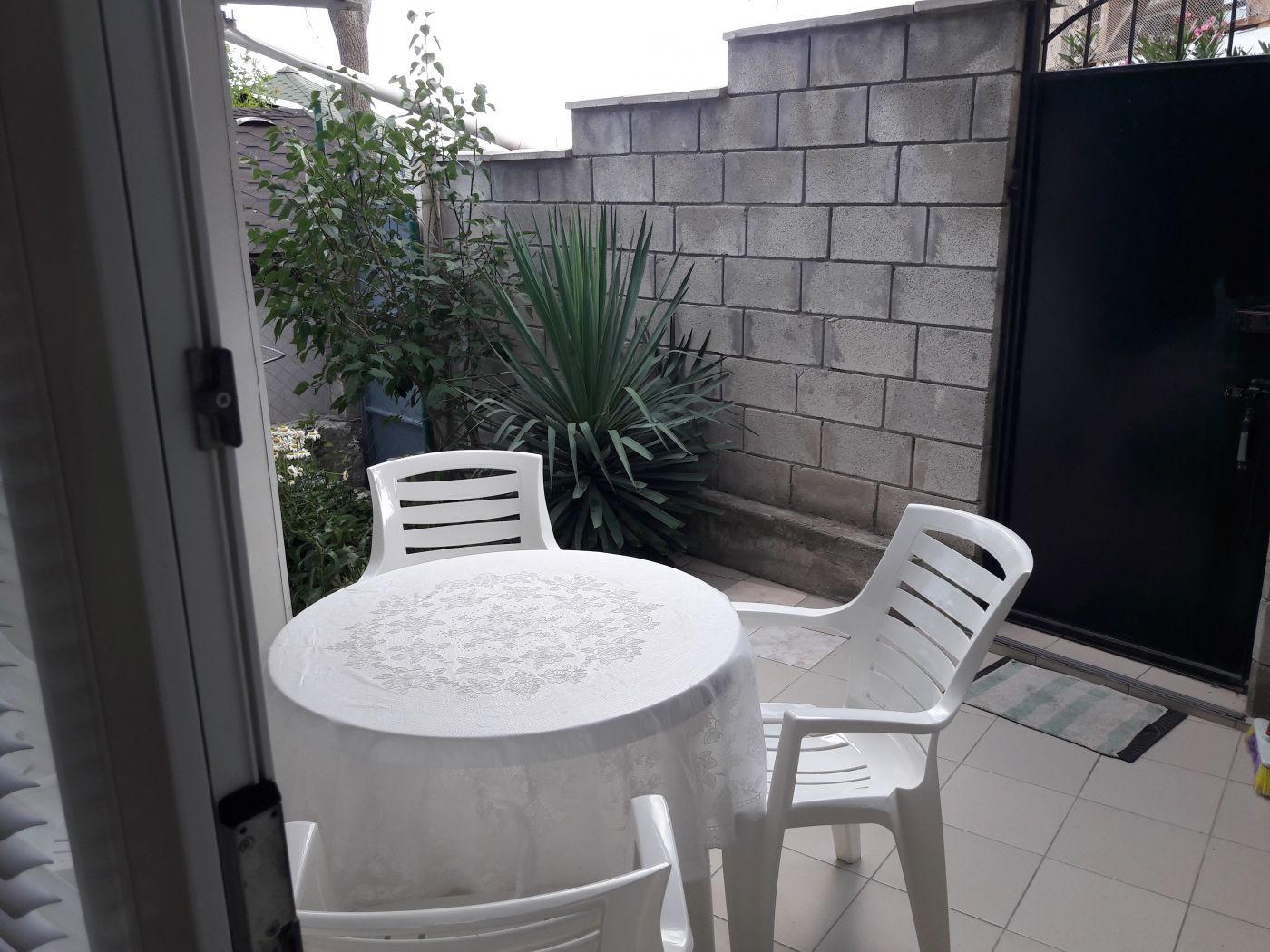 . Гостевой дом жилье под ключ у моря . Гаспра