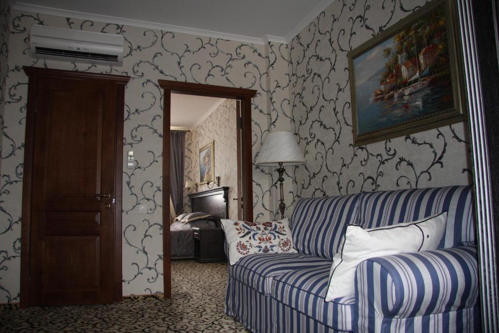 Черная жемчужина ( люкс). Гостевой комплекс «TORTUGA». Небуг