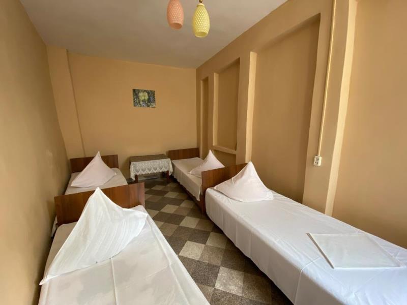 . Гостевой дом "У подножья пещеры". Новый Афон