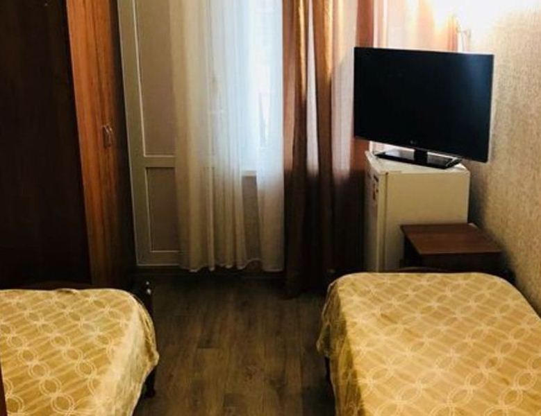 Люкс 2-х местный. Гостевой дом "Ариф". Лоо