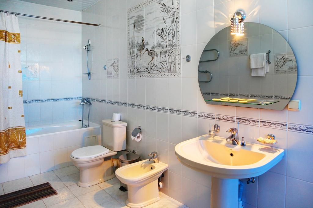 двухкомнатный номер . Гостиница Hotel RUS. Адлер