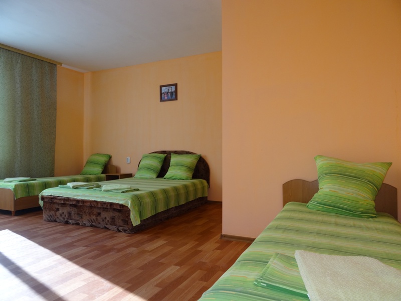 4-х местный номер Стандарт. Гостевой дом "Песок и Море". Севастополь