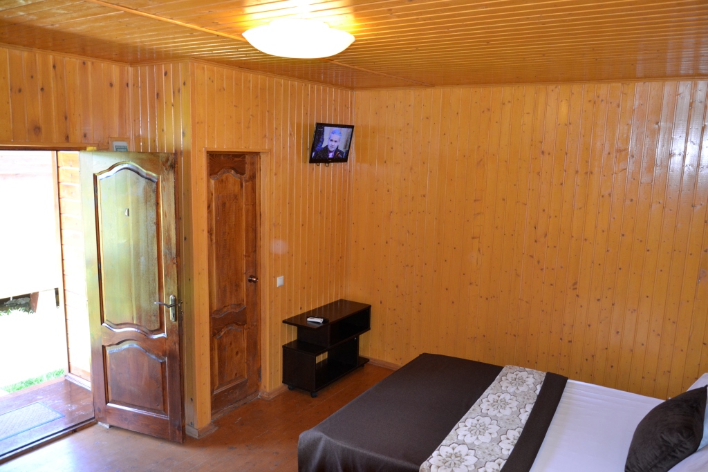 Номер Кomfort. Гостевой дом "Лдзаа". Пицунда