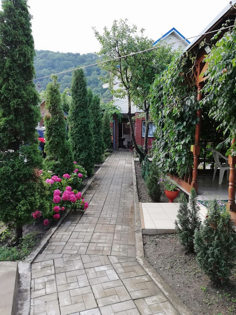 . Гостевой дом "Сибирячка". Ольгинка