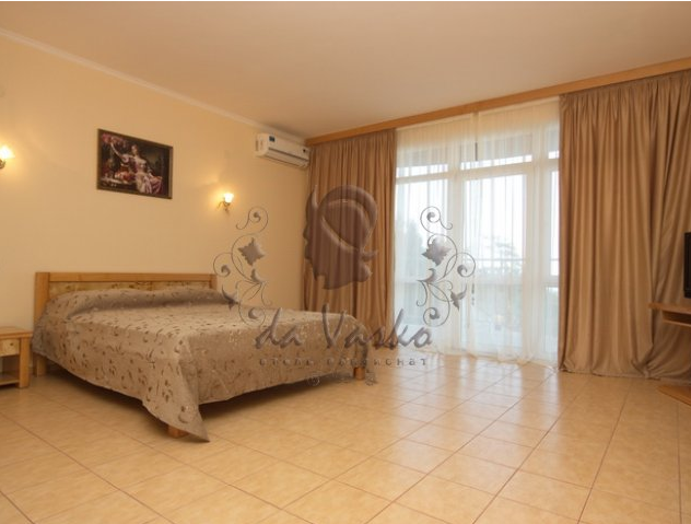 Стандарт улучшенный с двуспальной кроватью. Отель "Da Vasko". Семидворье