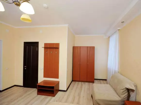 «Полулюкс». Гостиница «Гранд Виктория». Домбай-гостиницы