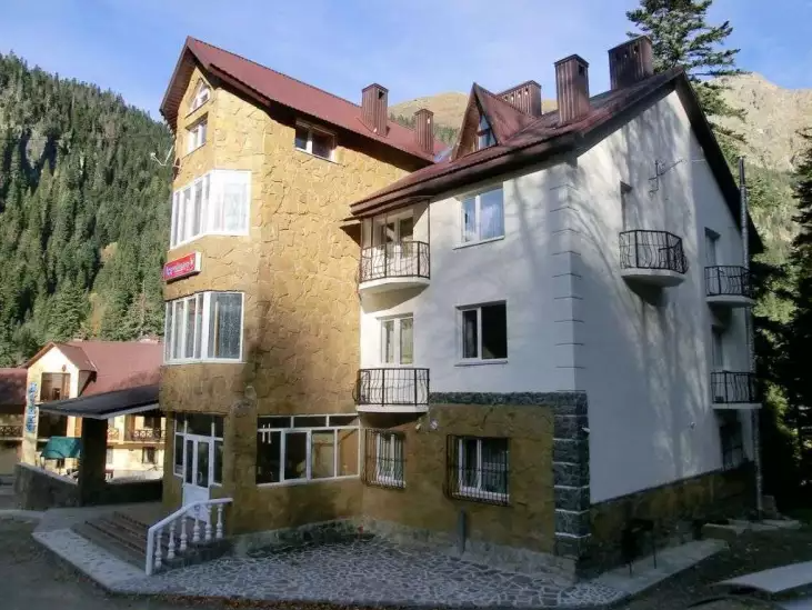 . Гостиница «Айс Черри». Домбай-гостиницы