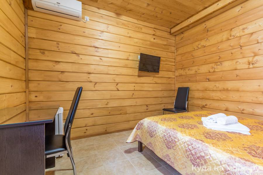 Двухкомнатный Люкс. Гостевой дом "Алфавит". Адлер