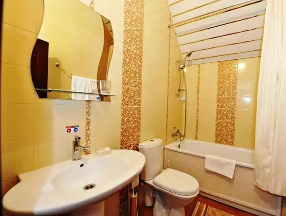 2-х местный «Полулюкс». Отель «Каприз». Домбай-гостиницы