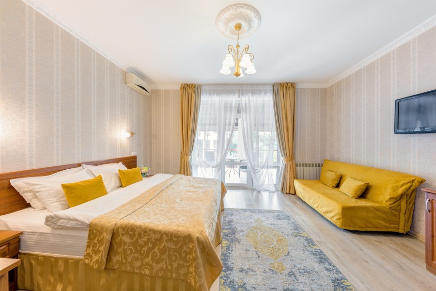 Стандарт с Балконом. Отель "Богема Премиум". Геленджик