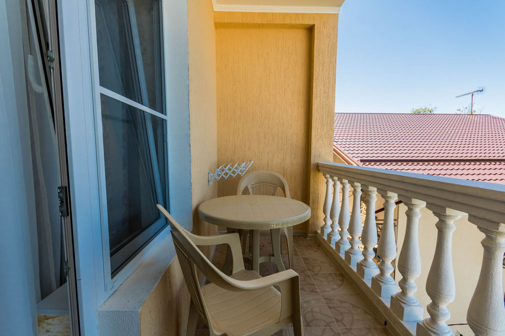 2-х местный с балконом. Отель Сочи «Aqua Life». Лоо