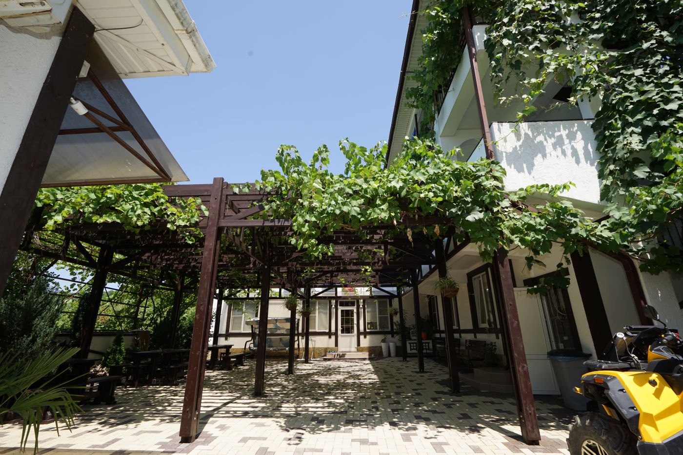 . Гостиница "Постоялый Двор Виноград". Лермонтово