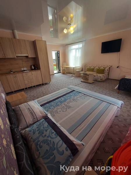 Пятиместный номер-студия. Гостевой дом "Нур". Ольгинка Пятиместный номер-студия. Гостевой дом "Нур". Ольгинка