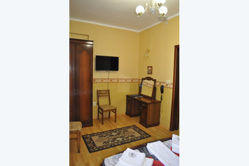 . Отель Форт-Артур. Лазаревское