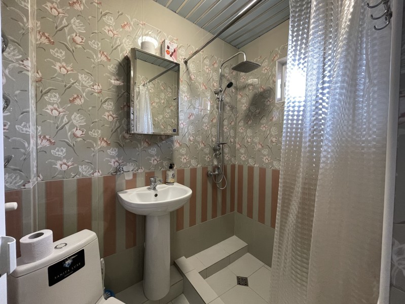 Двухместный номер эконом класса. Гостевой дом "Замок на Жемчужной". Адлер