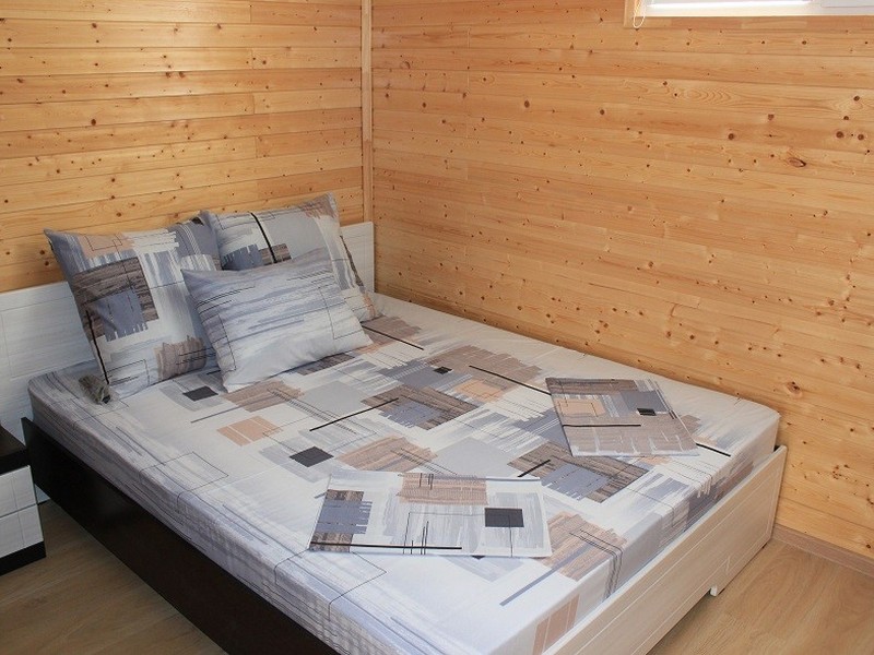 Апартаменты Кирова. База отдыха Должанский дворик "АКВАРЕЛИ". Должанская