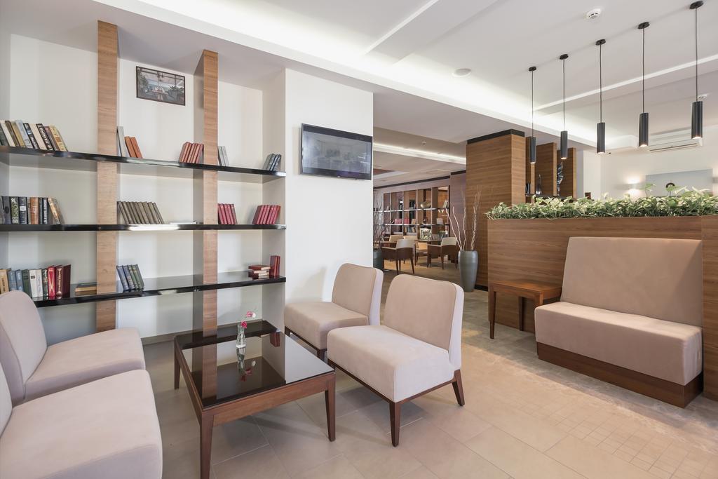 . Гостевой комплекс «Lavicon Hotel Collection». Небуг