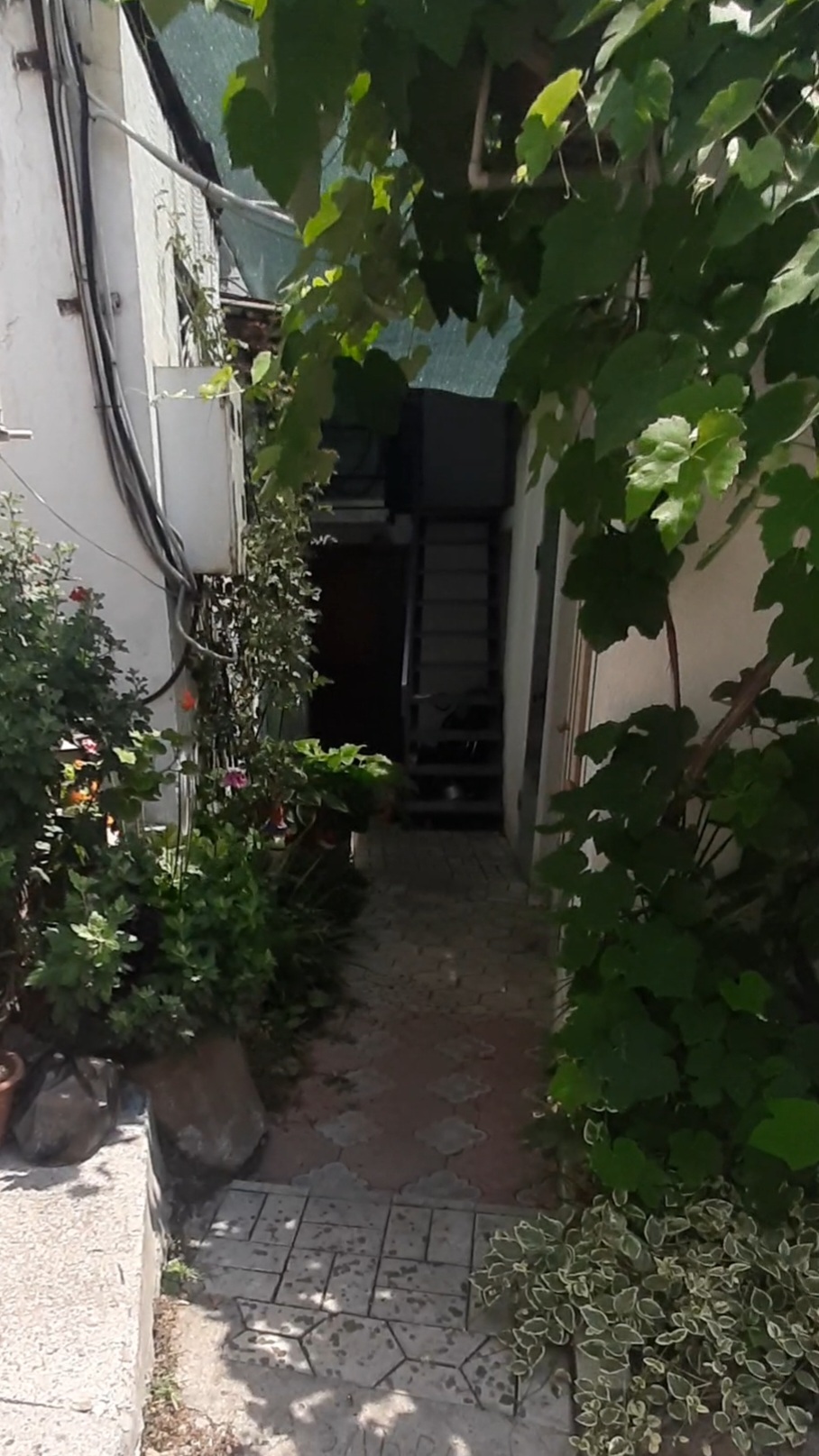 . Частный сектор Номер  для двоих. Алушта