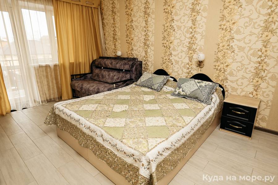 2+1 местный номер студия + кухня. Гостевой дом Колибри. Ейск