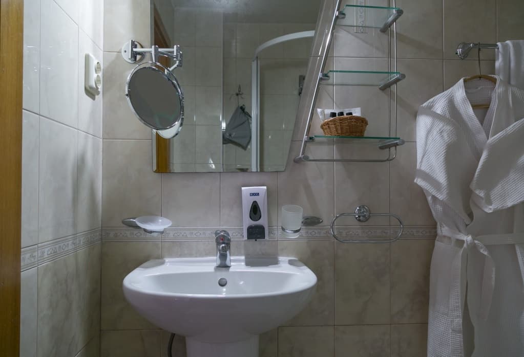 №7 Standard, Balcony Room, DBL (double). Гостиница Аквилон. Алупка