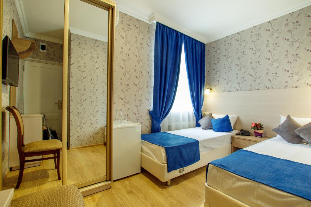 «Стандарт» 2х-местный. Отель «Атлас». Геленджик