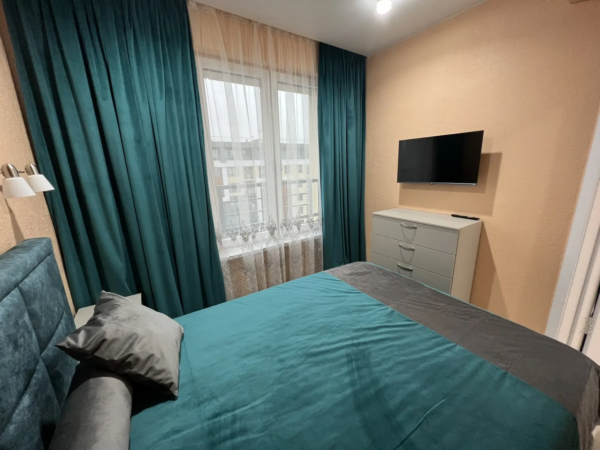 . Квартира в многоквартирном доме Апартаменты с отдельной спальней и видом на горы. Дагомыс