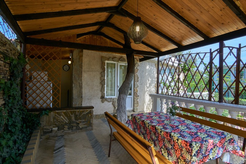 . Гостевой дом "Малиновая 10". Севастополь