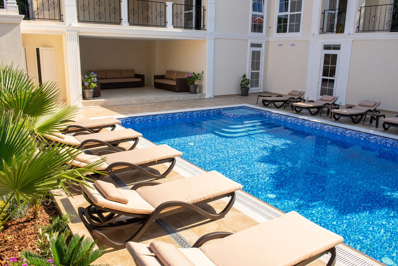 . Гостиница "The White Residence". Сочи