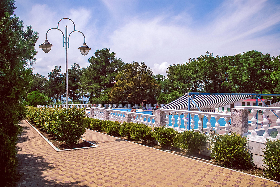 . Пансионат «Кавказ»★★★. Геленджик