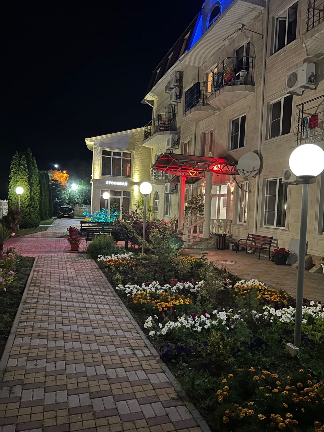 . "Элита". Новомихайловский . "Элита". Новомихайловский