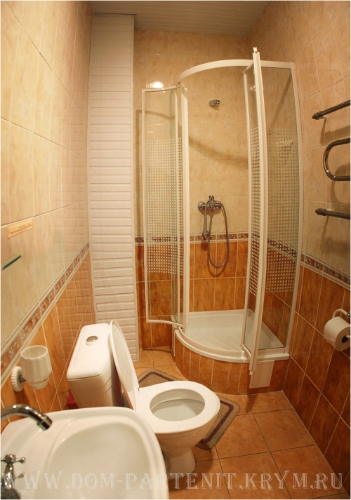 3-комнатные аппартаменты , 1-2 этаж. Гостевой дом Гостиный дом "Партенит". Партенит